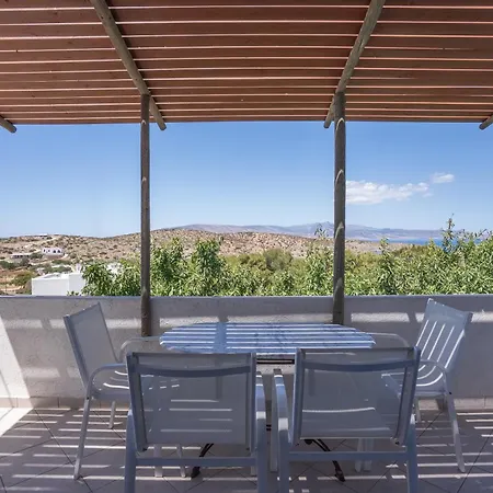 Anna's Place Hotel *