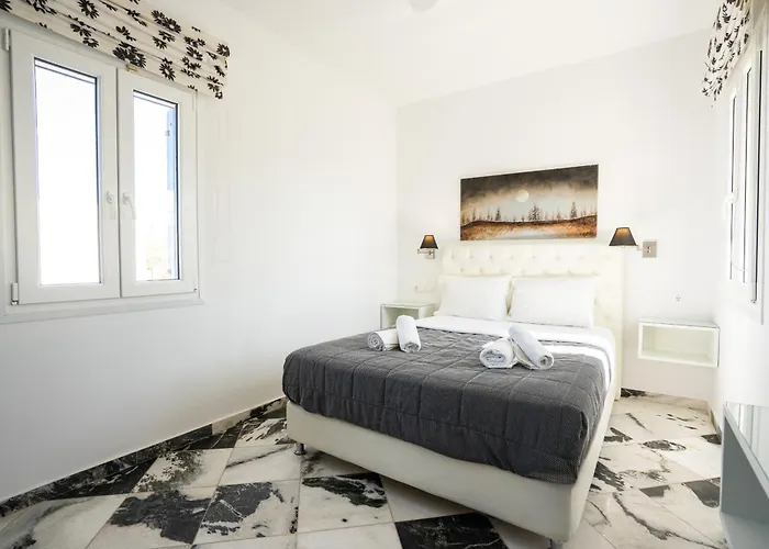 Anna's Place Hotell *