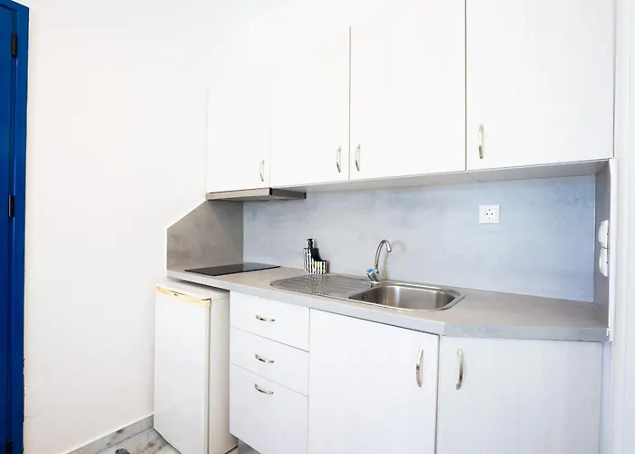 Anna's Place Irakleia (Naxos)